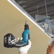 Акумулаторен винтоверт Makita за сухо строителство без батерия и зарядно, 18 V, 13.7 Nm, 1/4", шестостен, DFS451Z