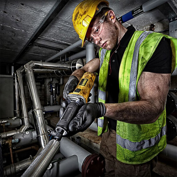 Прав шлайф Dewalt DWE4884, 450 W