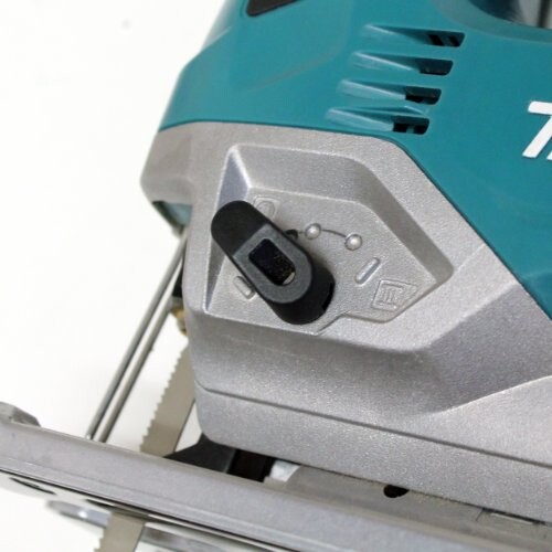 Трион прободен - зеге Makita JV0600K, 650 W