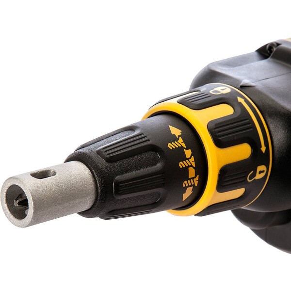 Винтоверт акумулаторен DeWALT DCF620N, 18.0 V (само боди)