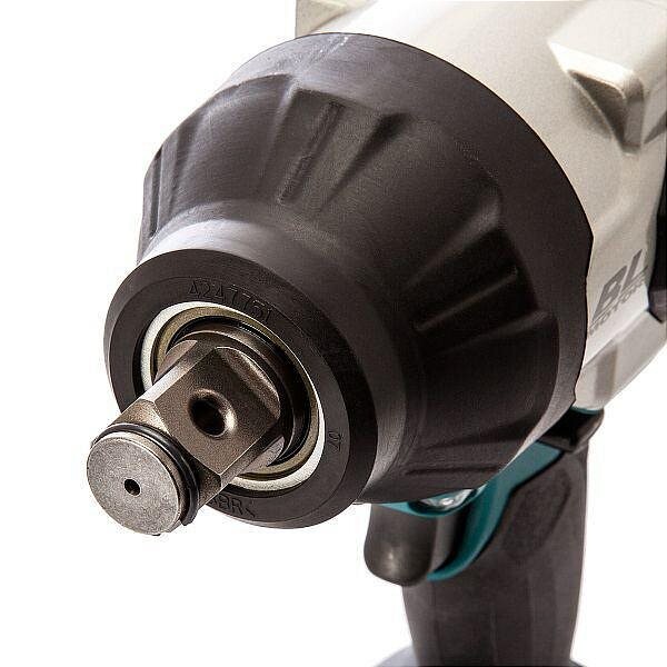 Ударен акумулаторен гайковерт Makita DTW1002RTJ, 18.0V, 5.0Ah, 1/2"