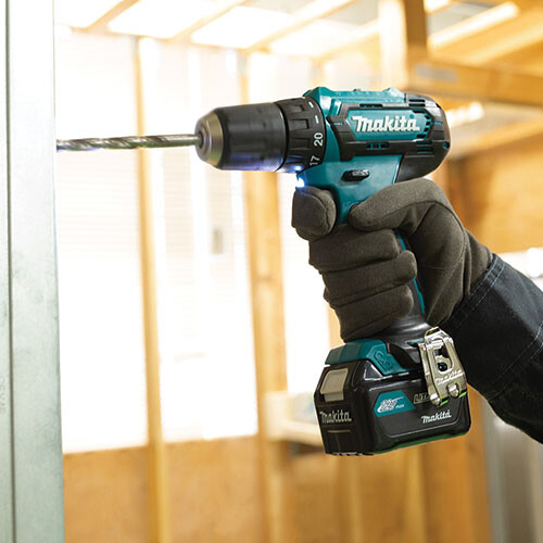 Винтоверт акумулаторен Makita DF333DSME, 12V, 4.0Ah