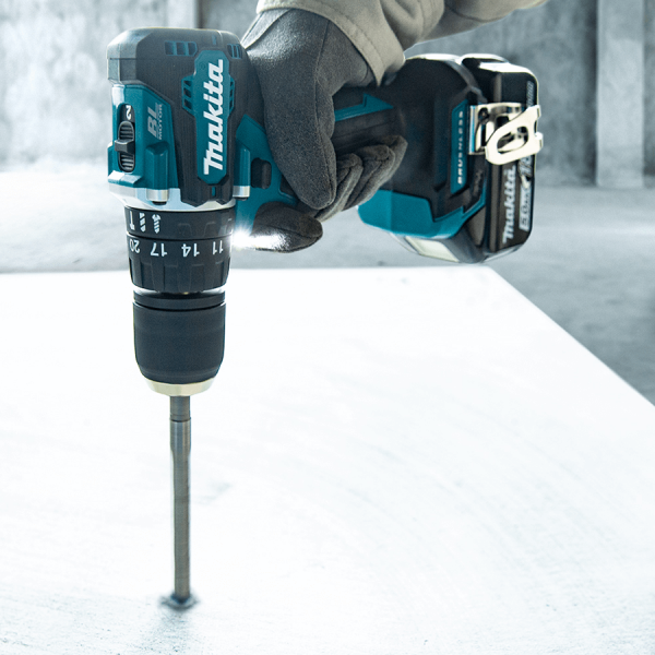 Акумулаторен ударен винтоверт Makita DHP487Z, 18V