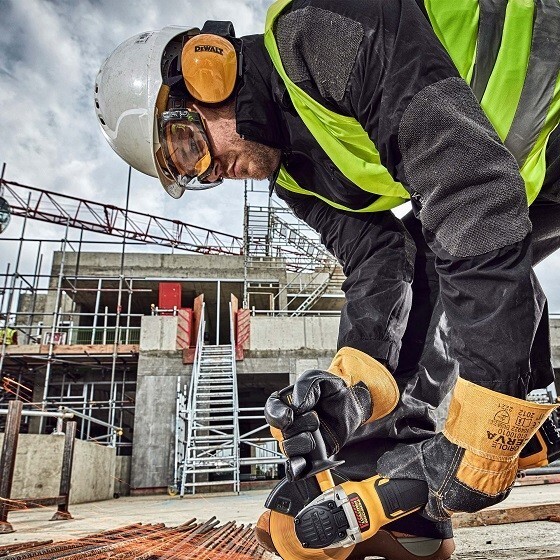 Акумулаторен к-кт Dewalt - перфоратор DCH133NT и ъглошлайф DCG405NT