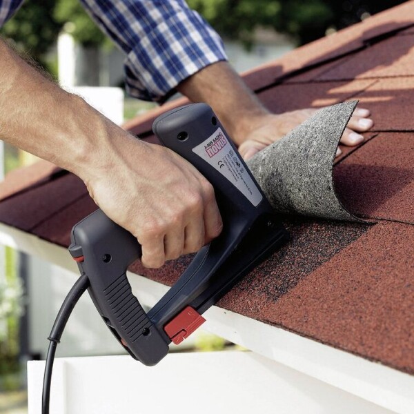 Електрически такер за скоби Novus тип A, D, H, G - 6-14 мм и гвоздеи тип Е - 16 мм