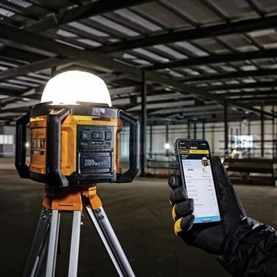 Акумулаторен LED фенер DeWalt DCL074, 18V