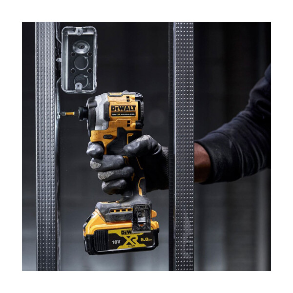 Винтоверт ударен акумулаторен DeWALT DCF850N , 18V, 205 Nm