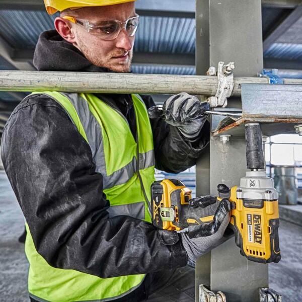 Акумулаторен гайковерт Dewalt DCF892N, 18V, 1/2", 812Nm