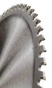 Диск циркулярен Dewalt за рязане на дърво и метал 305x30x3.2мм, 60z