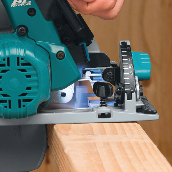 Циркуляр акумулаторен Makita DHS680Z, 18V, ф165мм