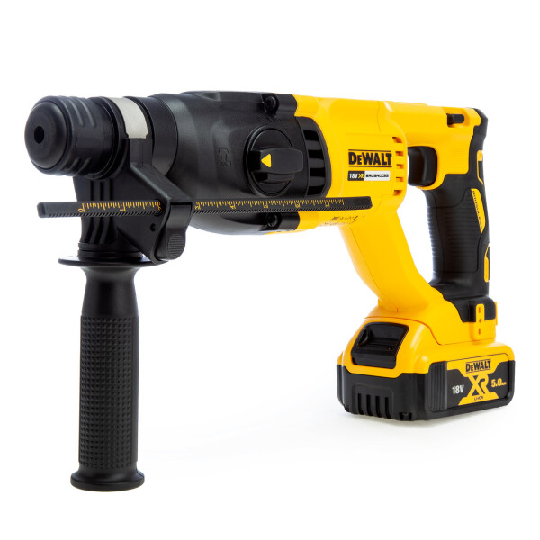 Перфоратор акумулаторен Dewalt DCH133P2, 18V, 5.0Ah, безчетков