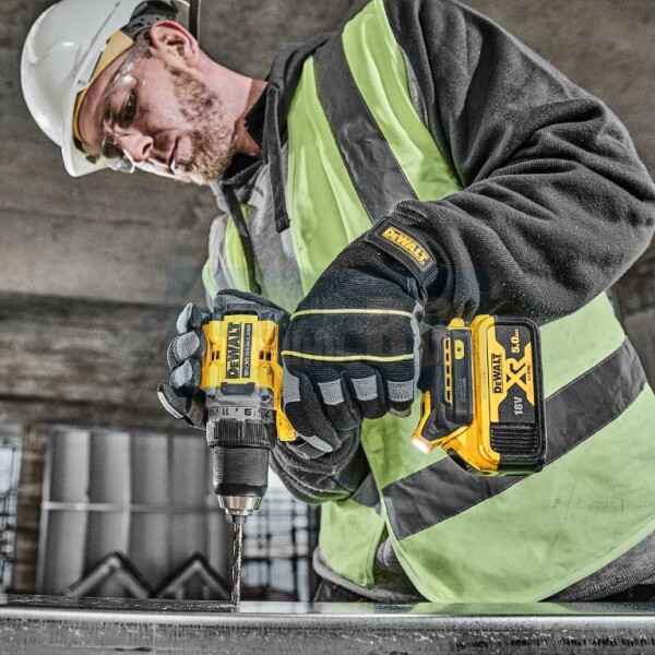 Винтоверт акумулаторен Dewalt DCD800P2T, 18V, 5.0Ah