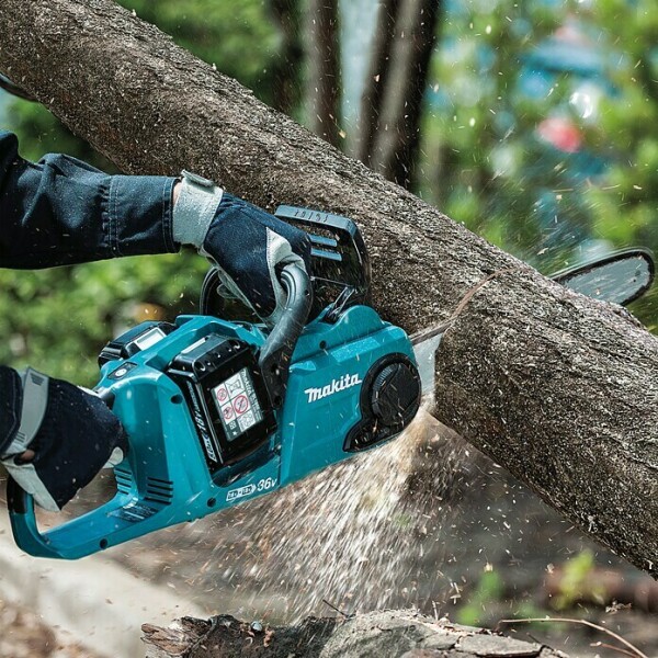 Трион верижен акумулаторен Makita DUC353Z  36V, 35 см