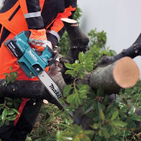 Акумулаторен верижен трион Makita DUC406Z 18+18V, 40 см