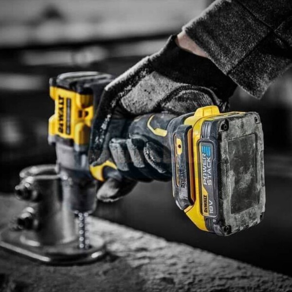 Винтоверт акумулаторен DeWALT DCD800E2T, 18V, 1.7Ah, 90Nm