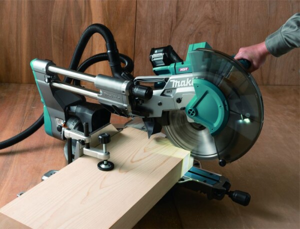 Акумулаторен настолен циркуляр Makita LS003GZ01, 40V, ф 305мм