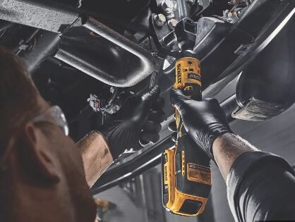 Акумулаторна тресчотка DeWALT DCF512N, 1/2", 18 V, 90 Nm