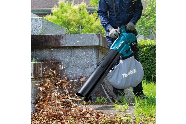 Акумулаторна въздуходувка и листосъбирач Makita DUB187Z, 18V