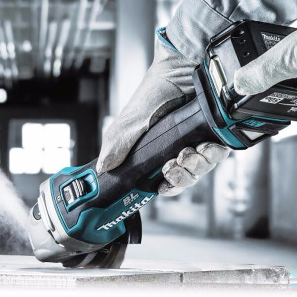 Акумулаторен ъглошлайф Makita DGA504RTJ, 125мм, 18 V, 5 Ah