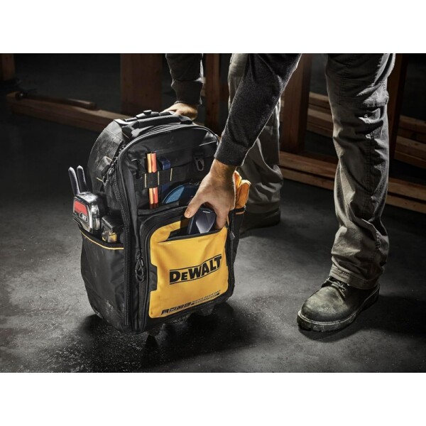 Раница за инструменти DeWALT DWST60101-1 с дръжка и колела