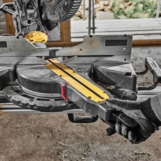 Акумулаторен потапящ циркуляр с герунг 305 мм DeWALT DCS781X2, 54V, 9Ah