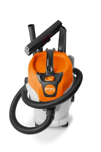 Прахосмукачка STIHL SE 33 за сухо и мокро почистване 1400 W, 3600 л/мин