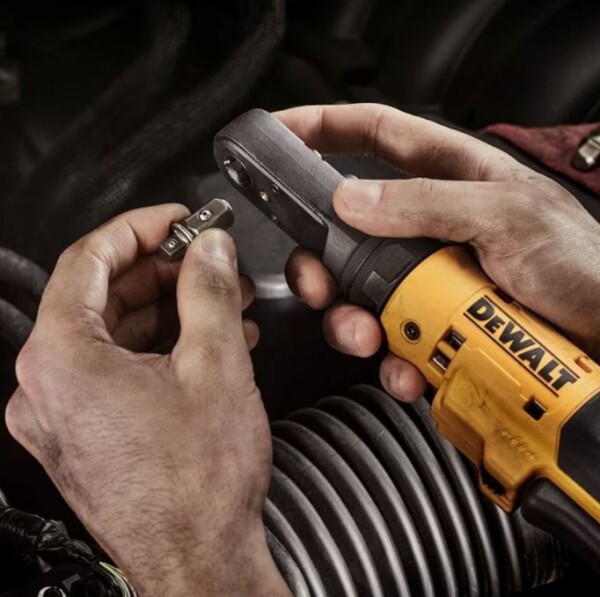 Акумулаторна тресчотка DeWALT DCF510N, 18V, 3/8"-1/2"