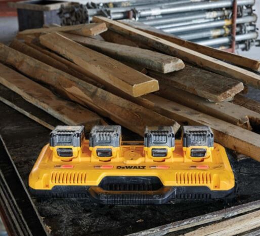 Зарядно устройство DeWALT DCB104, 10.8-54 V