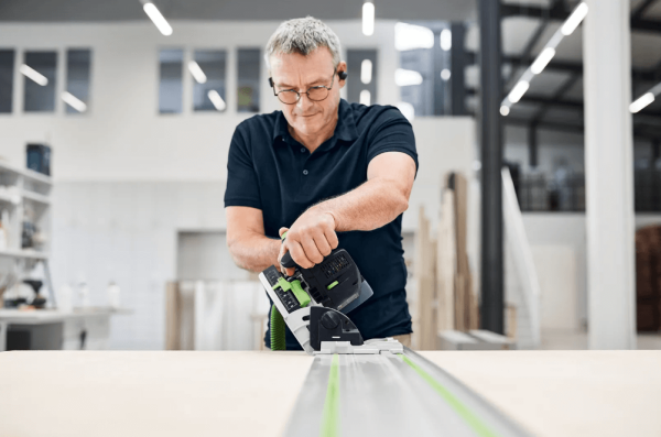 Акумулаторен потъващ циркуляр FESTOOL TSC 55 KSEB-Basic-FS
