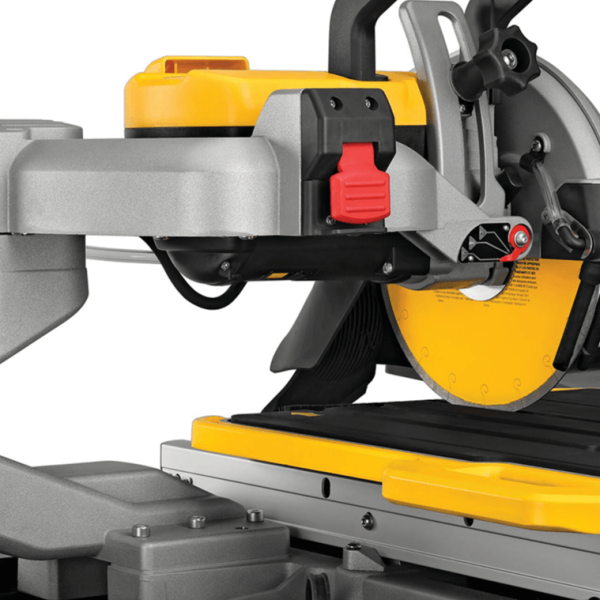 Машина DeWALT за рязане на строителни материали 1600 W, ф 250 мм, 940 мм, D36000